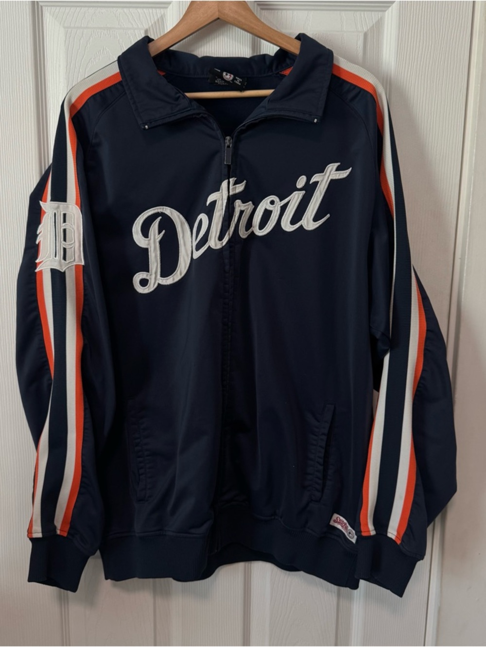 Detroit Tigers Track Jacket - Navy with White & Orange Stripes size Large
